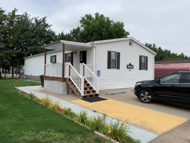Main picture of 3301 W 2nd St
