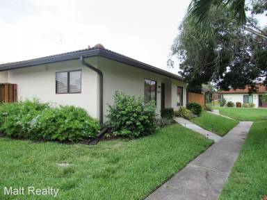 Main picture of 1412 Park Shore Cir