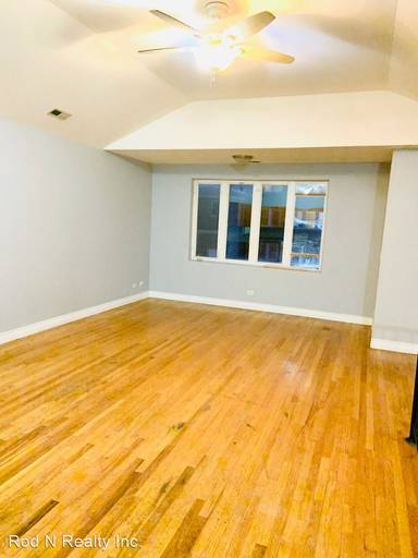 Main picture of 3518 W Lexington St