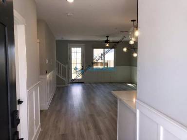 Main picture of 5013 Wuthering Ave