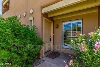 Main picture of 1425 E Desert Cove Ave