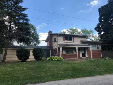 Main picture of 116 Spruce Ave