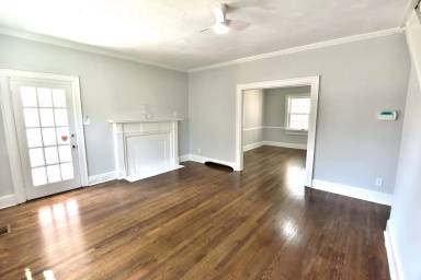 Main picture of 945 Sycamore St