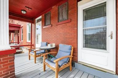 Main picture of 16 E Blake Ave