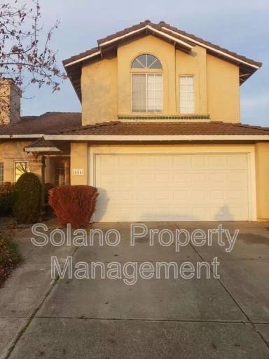 Main picture of 654 Catalina Cir