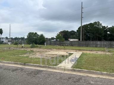 Main picture of 104 Gawain Dr
