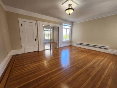 Main picture of 721 Ashbury St