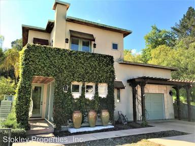 Main picture of 20 Benthill Ct