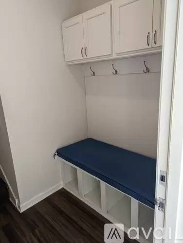 Main picture of 5605 Nicollet Ave