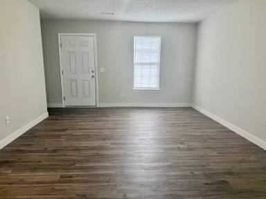 Main picture of 1316 Harmony St
