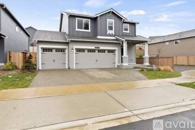 Main picture of 2914 Fiddleback St NE