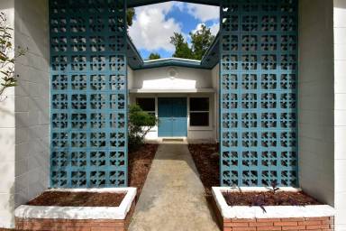 Main picture of 3658 NW 40th Pl