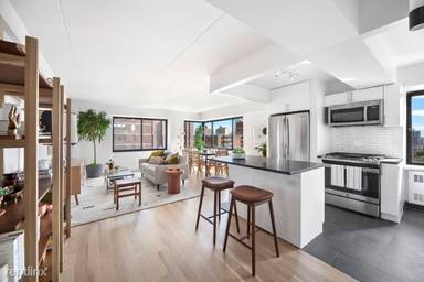 Main picture of 200 East 87th St