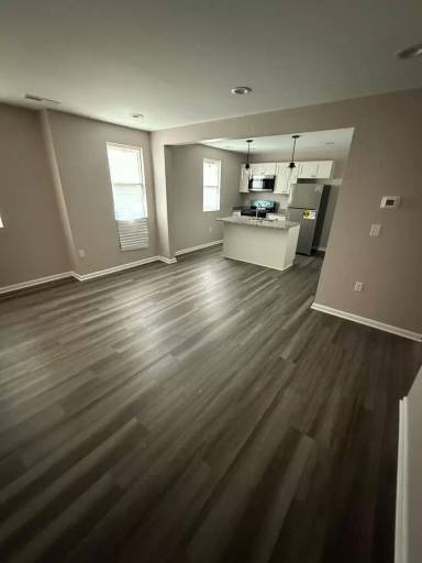 Main picture of 1904 Ramblewood Rd