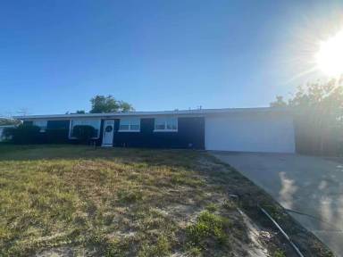 Main picture of 1240 Cadillac Dr