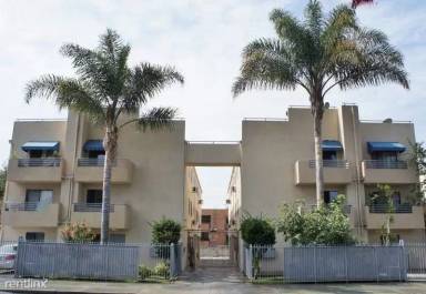 Main picture of 4622 Maplewood Ave