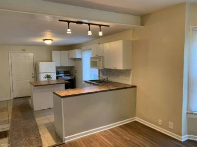 Main picture of 820 McReynolds Ave NW