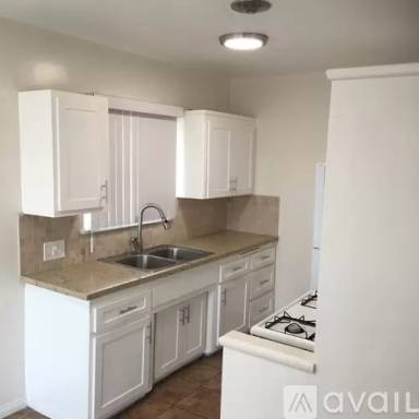 Main picture of 2901 W 48th St