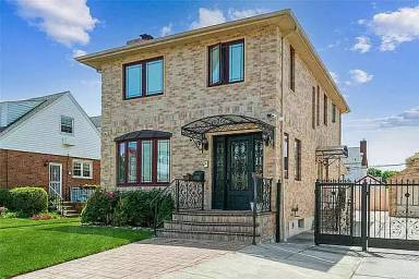 Main picture of 7324 182nd St