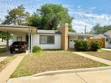 Main picture of 3302 26th St