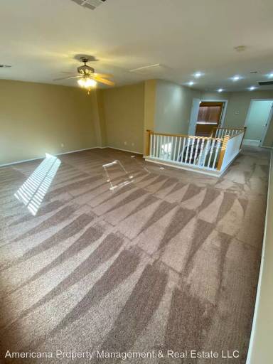 Main picture of 9684 Ridgebluff Ave