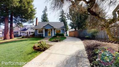 Main picture of 2526 NE 31st Ave