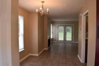 Main picture of 3138 Driftwood Dr