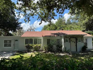 Main picture of 9880 River Dr