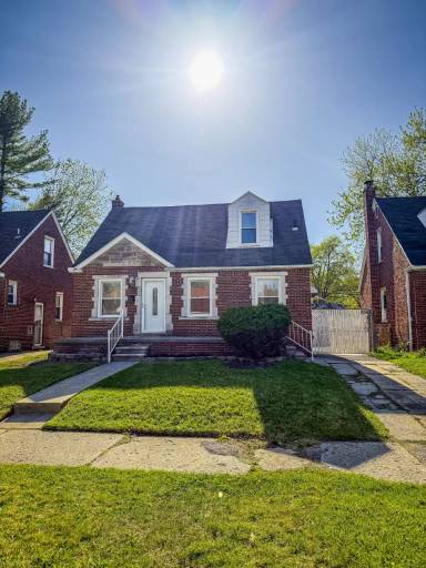 Main picture of 7717 W Parkway St