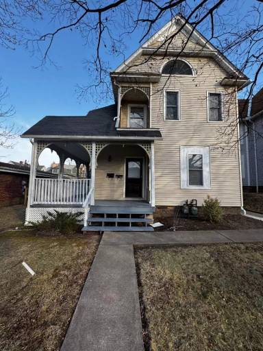 Main picture of 327 E 2nd St