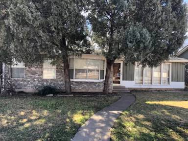 Main picture of 3117 26th St