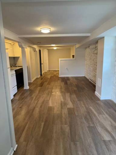 Main picture of 135 Summit Ave