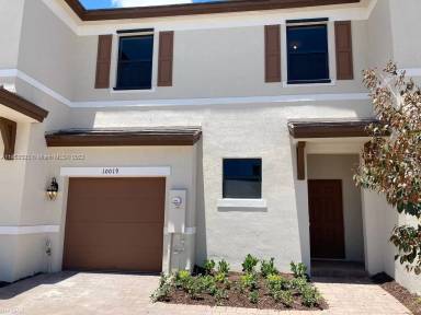 Main picture of 10019 SW 231st Ln