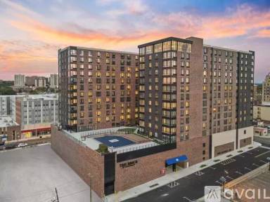 Main picture of 140 Main St