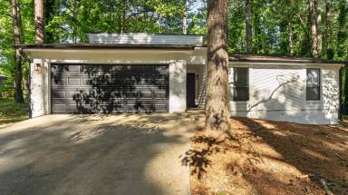 Main picture of 3208 Berrong Way