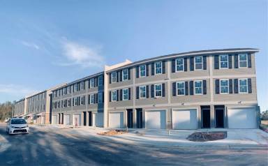 Main picture of 716-A PLUM LN