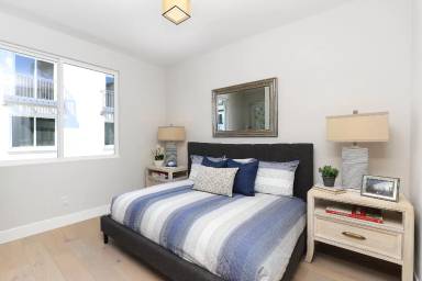 Main picture of Meridian At Phillips Ranch Townhomes