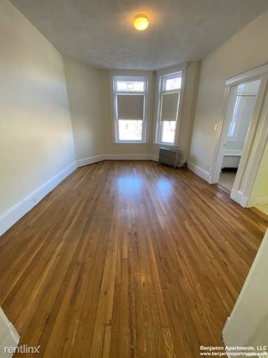 Main picture of 1334 Commonwealth Ave Apartments