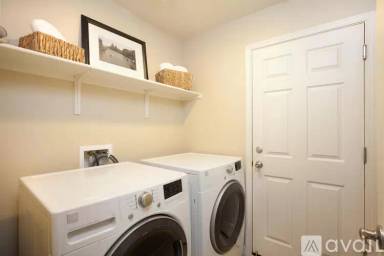 Main picture of 6653 S Mariposa Ln