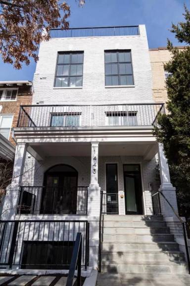 Main picture of 1443 Euclid St NW