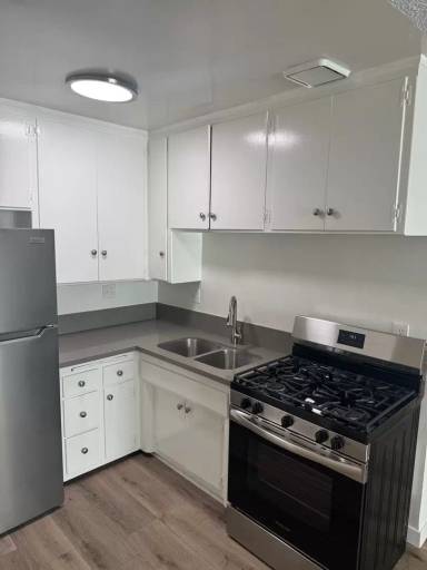 Main picture of 948 11th St