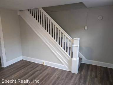 Main picture of 417 Lincoln Ave