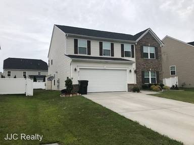 Main picture of 555 Leonard Ln