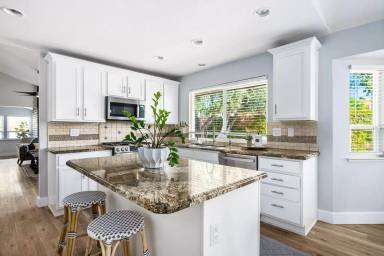 Main picture of 40072 Silktree Ct