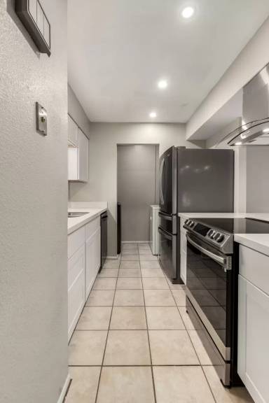 Main picture of 14408 N 35th Ave