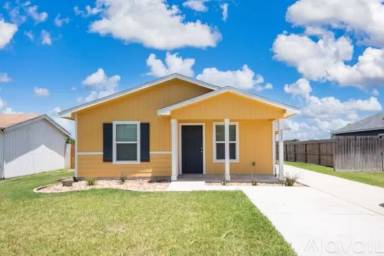 Main picture of 2037 Sunnycrest St