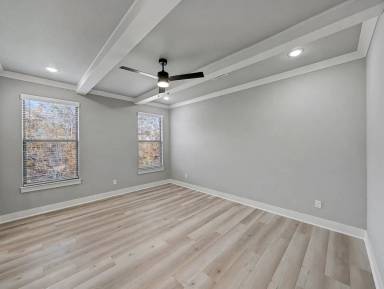 Main picture of 14 Pickering Dr