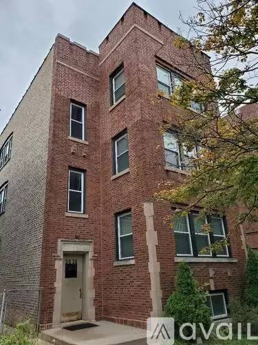 Main picture of 5636 N Kimball Ave