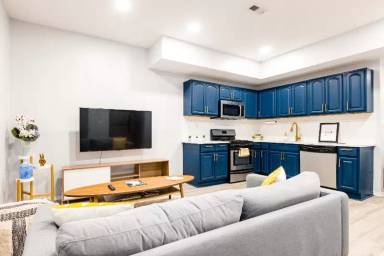 Main picture of 1213 Ridge Ave