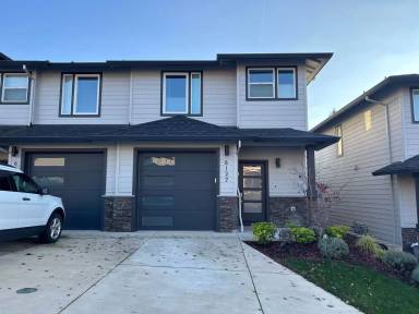 Main picture of 6127 Blue River Dr SE